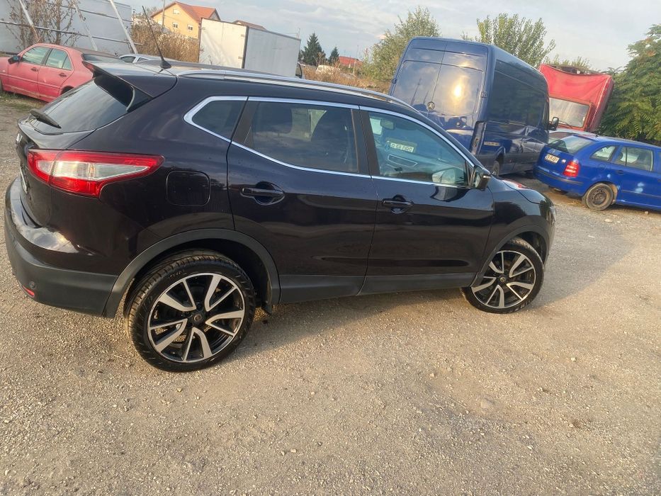 Vând Nissan Qashqai 2014  Motor 1.6 diesel, km reali 160.000