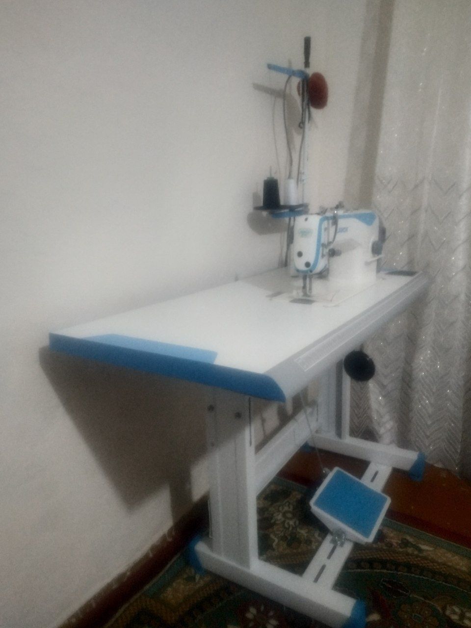 Tikuv mashinasi sotiladi