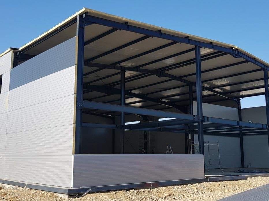 CONSTRUIM HALE METALICE panouri sandwich conform proiect