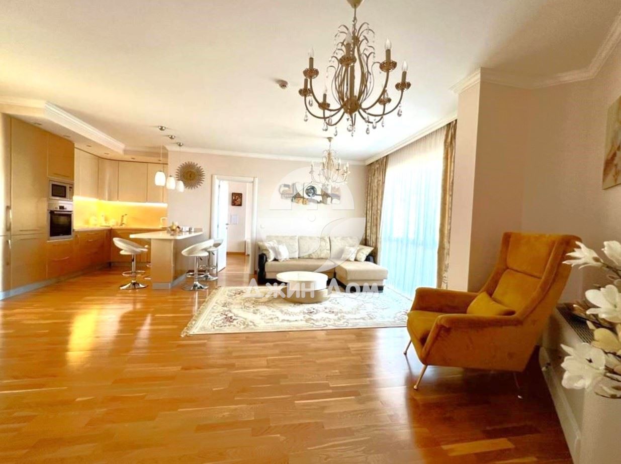 Продава се Тристаен апартамент в Свети Влас - 118 кв.м за 2704 €/кв.м - Снимка #1