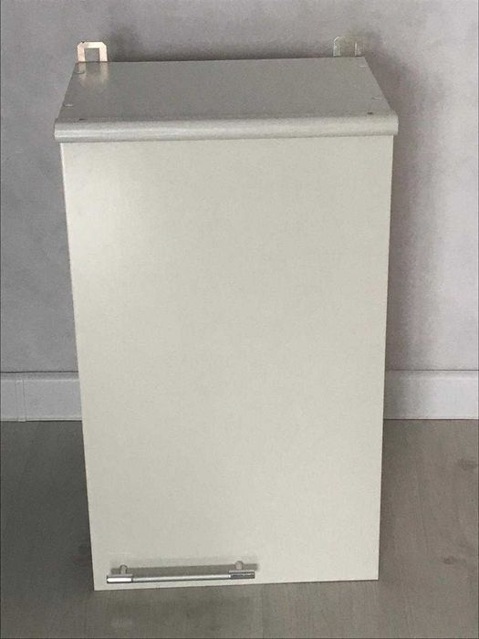 Шкаф кухонный навес, полка кухонн на колес, пласт, все б/у в хор сост