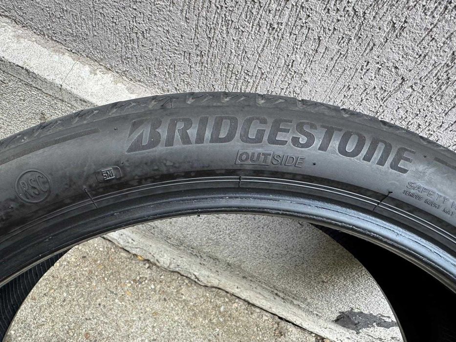 4 Anvelope vara BMW* RFT in 2 latimi 245/40R21+275/35R21 Bridgestone