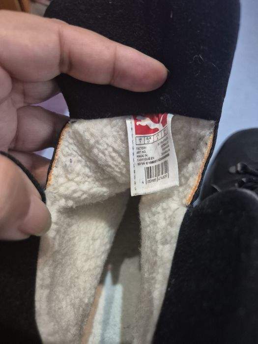 Vând ghete puma goretex îmblănite.