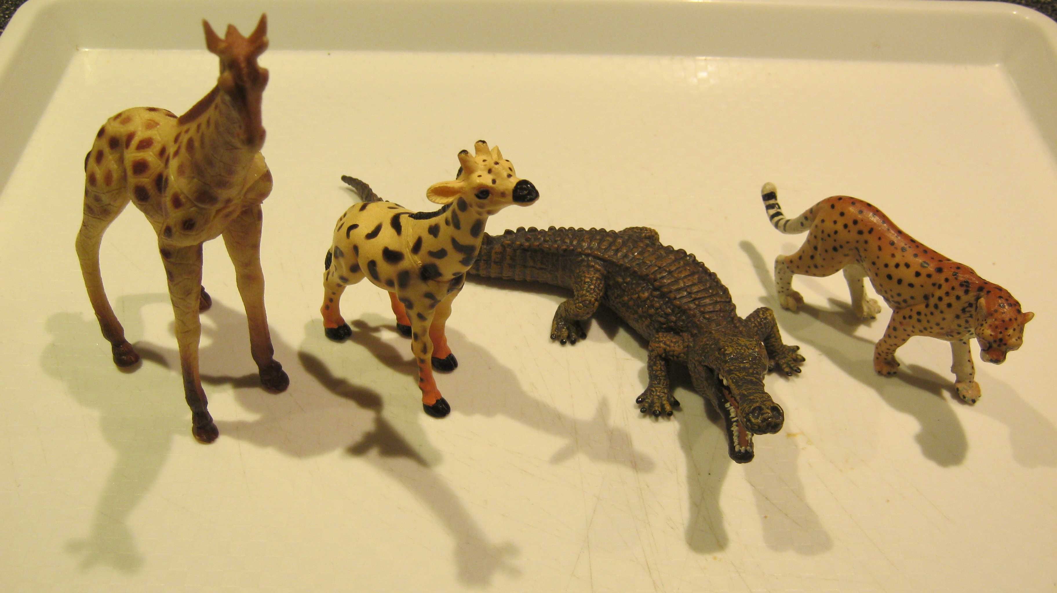 Lot 4 figurine,animale salbatice,Hartung Spiele Berlin,noi,11-19cm./2/