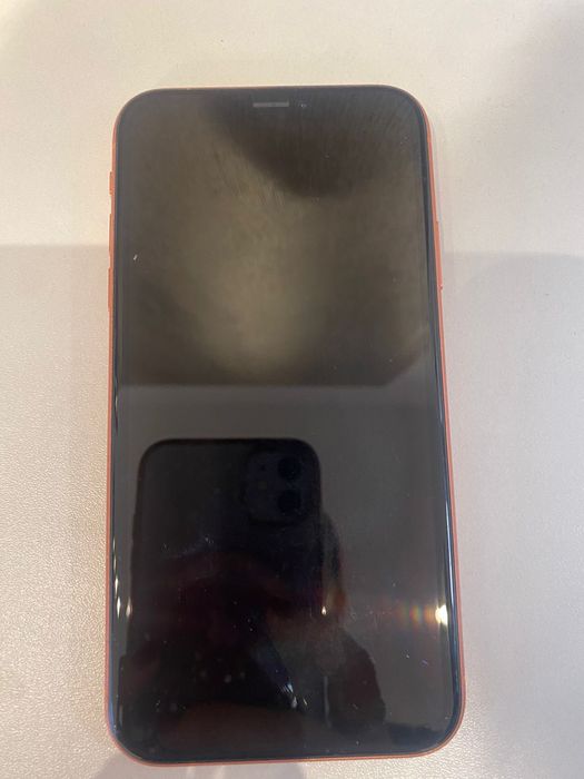 Vand iphon XR cu 600 ron