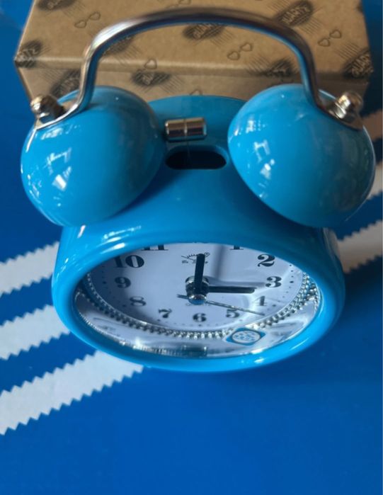 Ceas de masa  cu sonerie mecanica