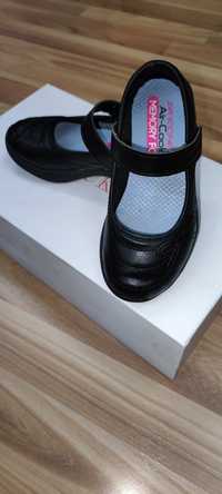 Pantofiori fetite Skechers