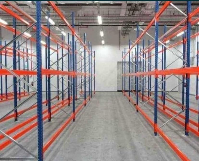 Rafturi metalice industriale