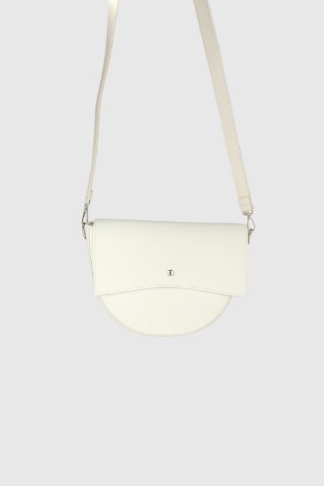 НОВО! ЛИКВИДАЦИЯ! Дамска чанта Serenity в бяло