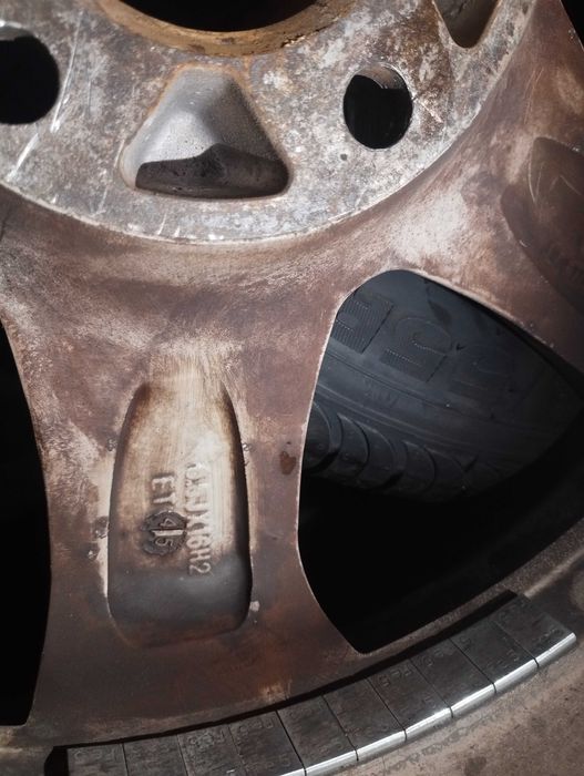 Продавам джанти алуминиеви за мазда