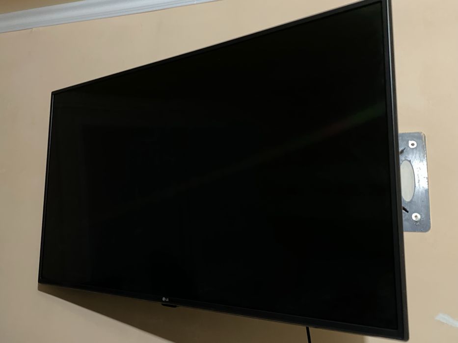 Срочно! Продам смарт телевизор