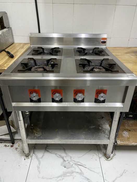 Газовая плита, профессиональная