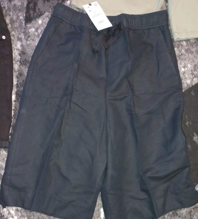 Pantaloni din in zara