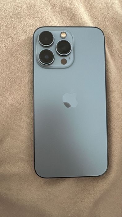 Айфон 13 про в хорошом состояни
