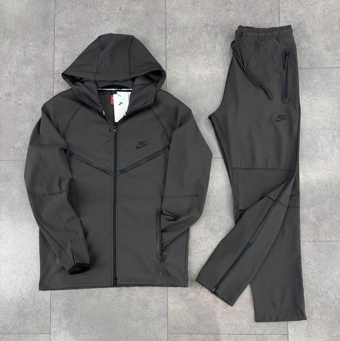 Мъжки екипи Nike Sportswear "Tech" в 5 цвята