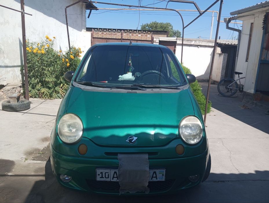Matiz gaz qoʻyilmagan ayol kishi haydagan