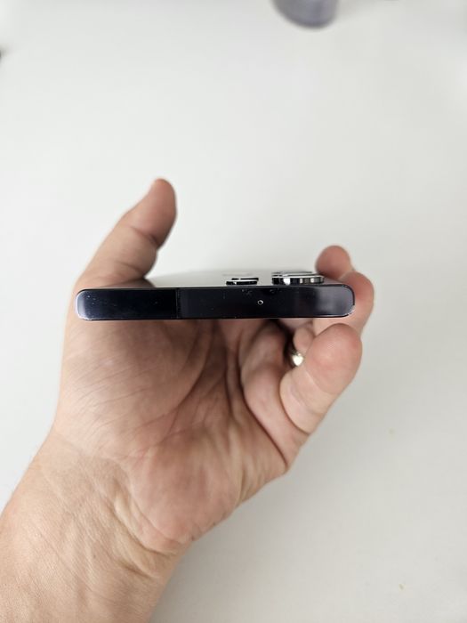 Vand Samsung S23 ultra 512 gb  12 gb ram