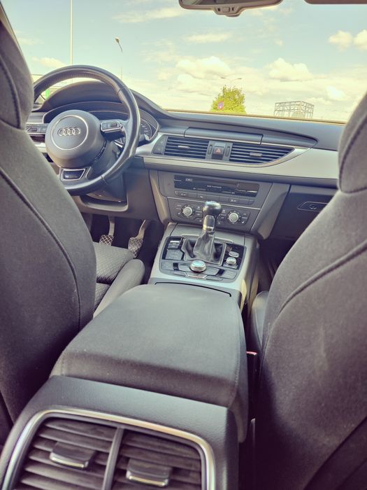 Vând Audi A6 2014