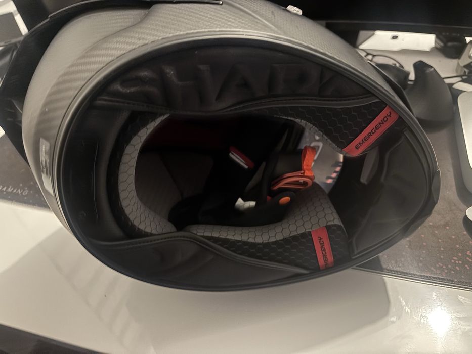 Casca Shark Aeron Carbon marime M, si XL