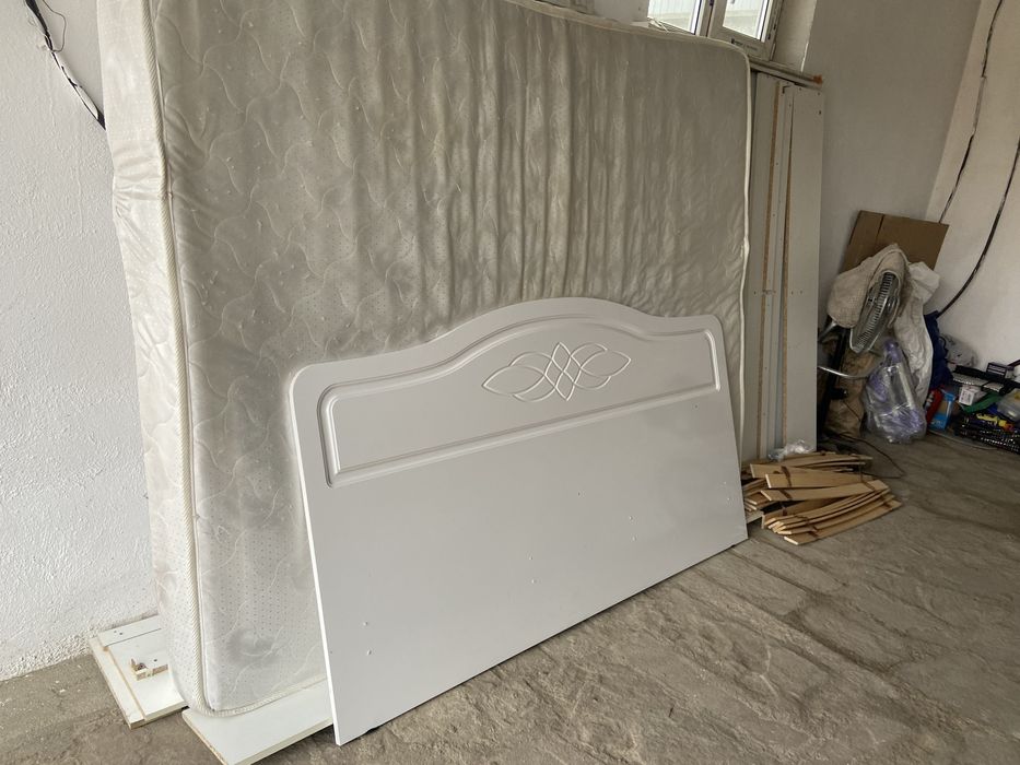 Тахта полутарка с матрасом