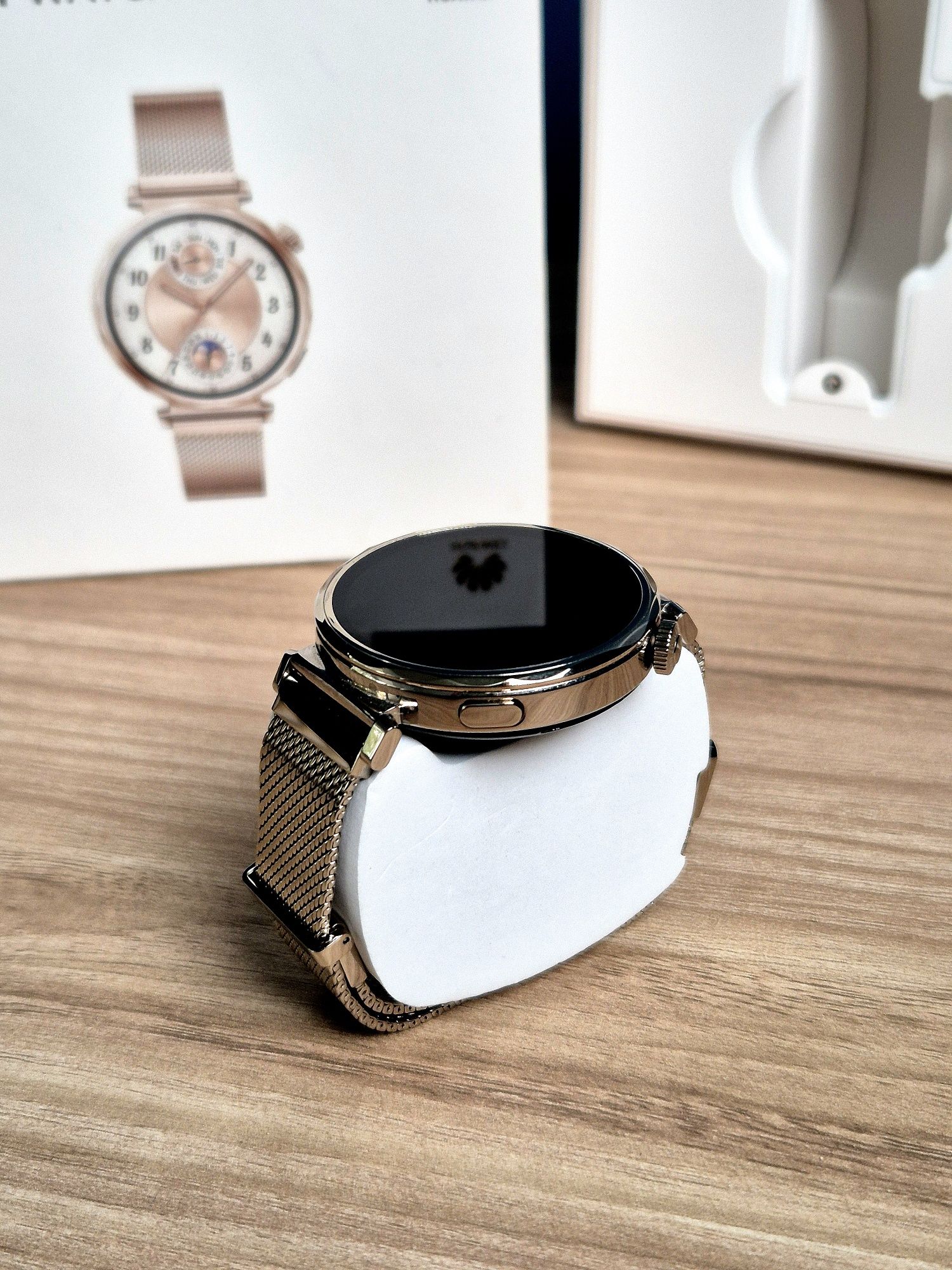 HUAWEI WATCH GT 5 Gold с гаранция 
H