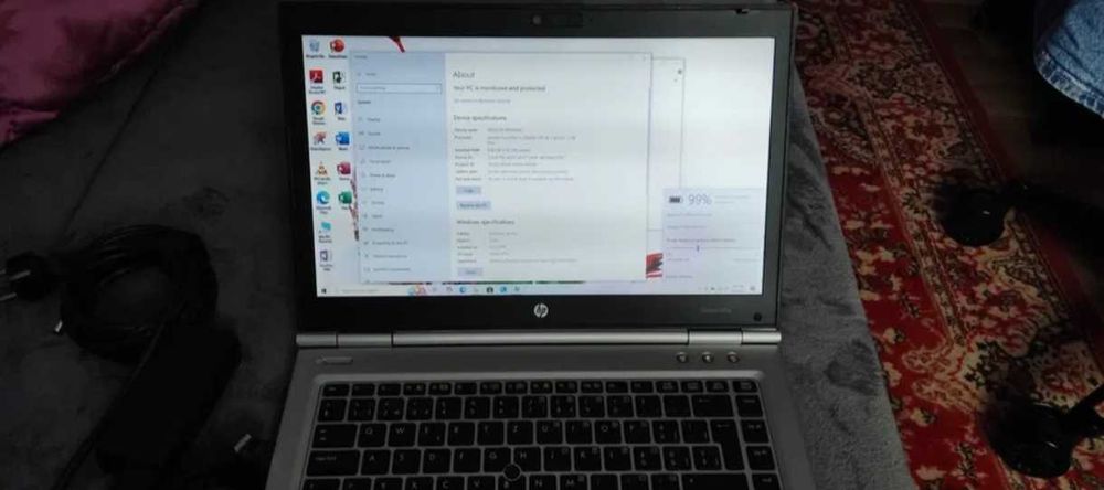 Laptop HP Elite 8470 -intel i7 8GB RAM SSD