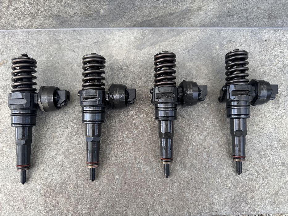 Set 4 injectoare PD 1.9 TDI ARL/ASZ Cod AL  Vw seat skoda audi