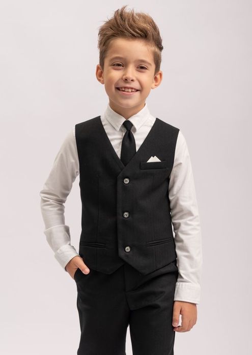 Детские костюмы. Черные и серые