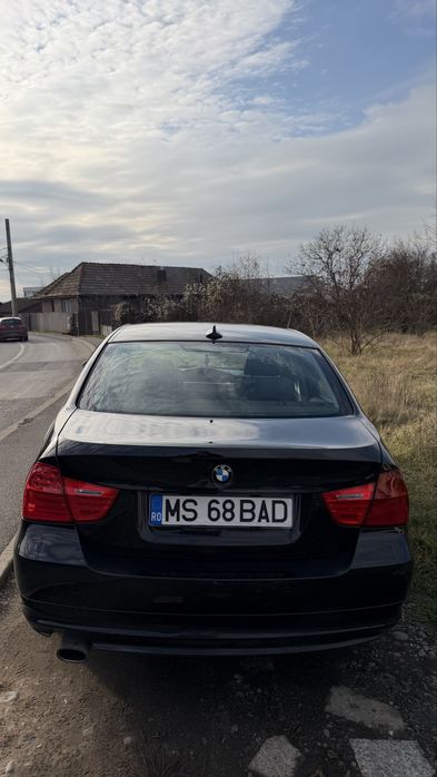 BMW E90 LCI 320D