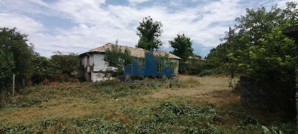 Парцел в Шумен, област-с.Панайот-Волово площ 941 кв.м.