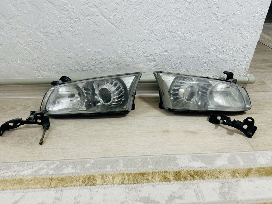 Продам фары на тайоту 25ку