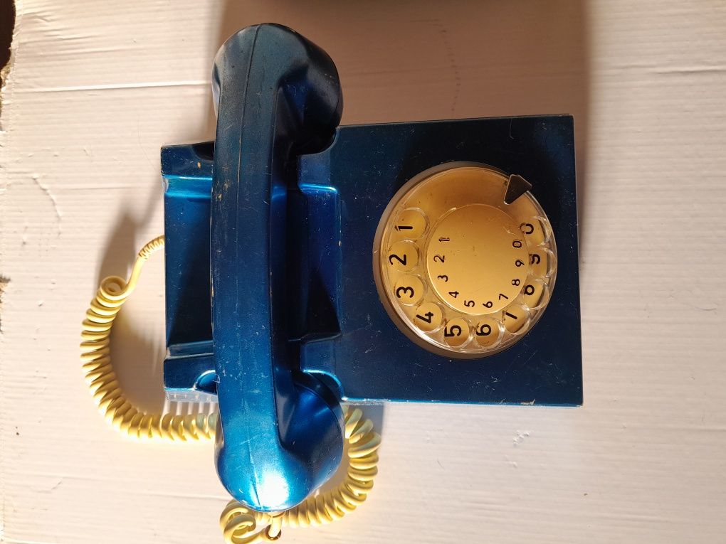 Telefon romanesc cu disc