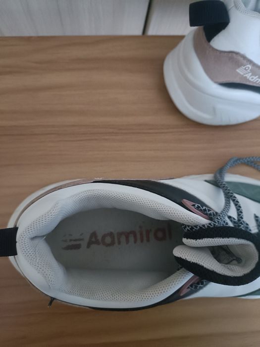 Маратонки - номер 39