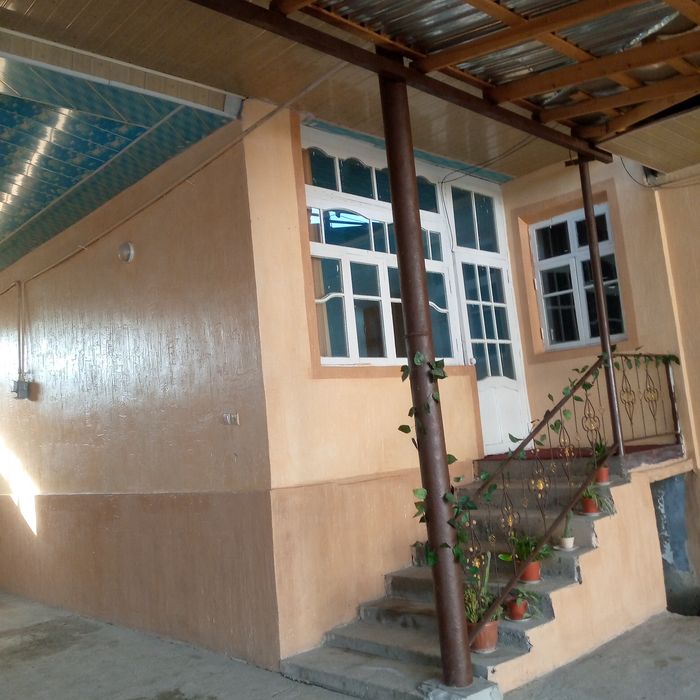 Yengi Toshmidan 2 km kirganda Tayyor uy bor