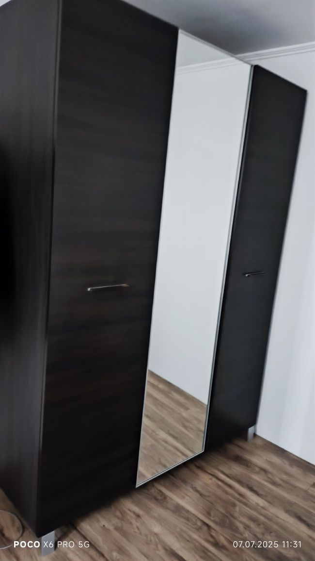 Dulap / dressing venge