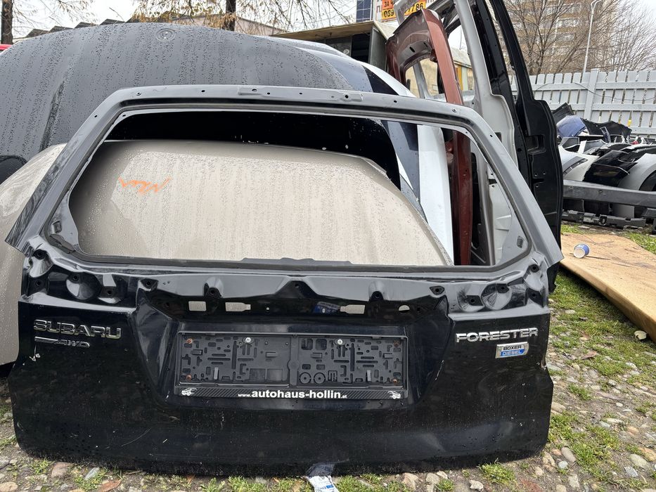 Капак Багажник Субару Форестер/Sunaru Forester