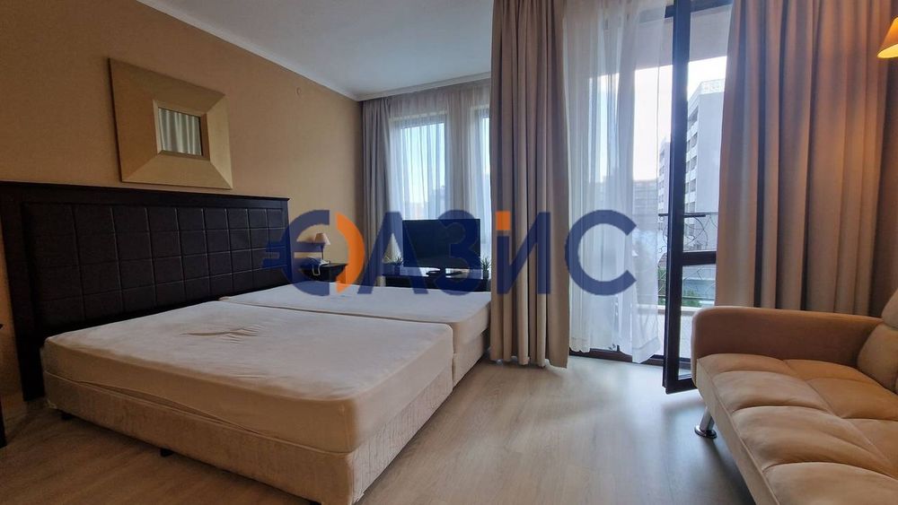 Студио в "Барсело Роял Бийч", Слънчев бряг, България, 48 кв., цена 74