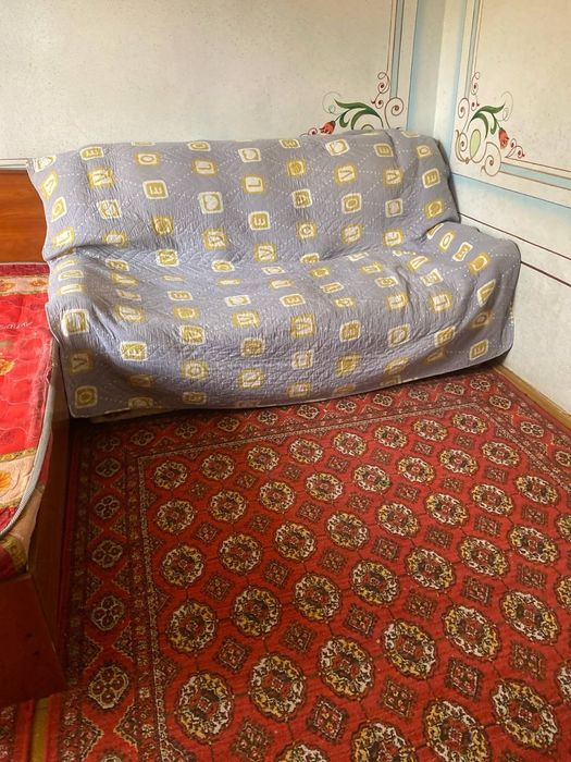 Мебель для спальни кровать диван шкаф