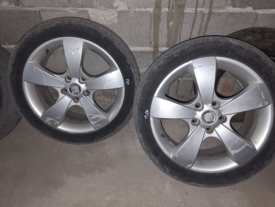 Лети джанти с гуми за шкода 5×112  17 цола