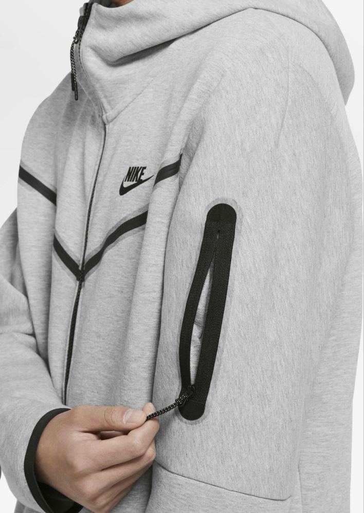 Оригинално nike tech fleece горнище