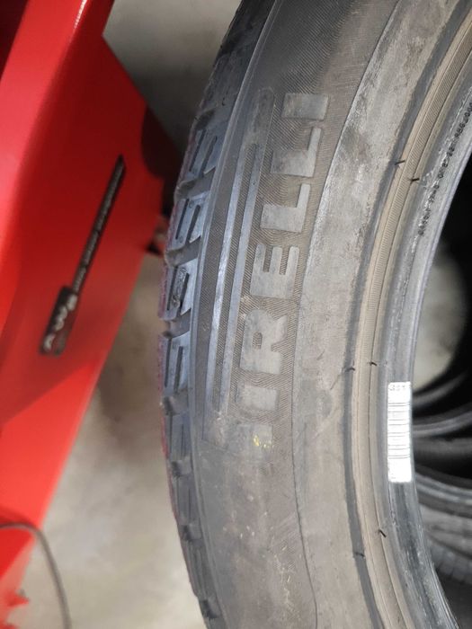 4бр.зимни гуми 255/45/19 Pirelli
