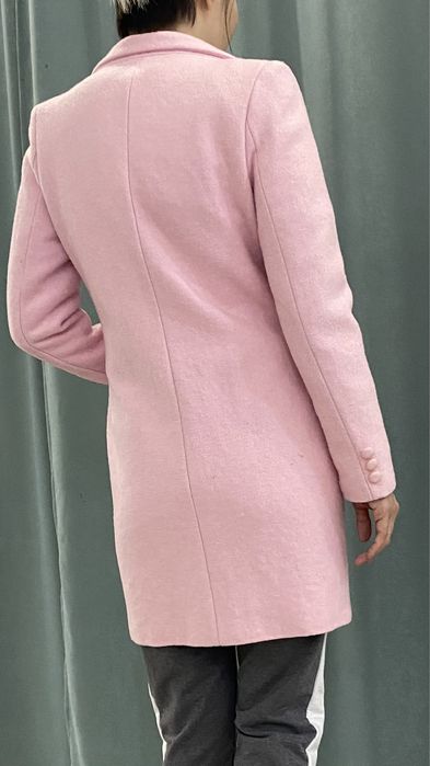 Пальто, ветровка-куртка