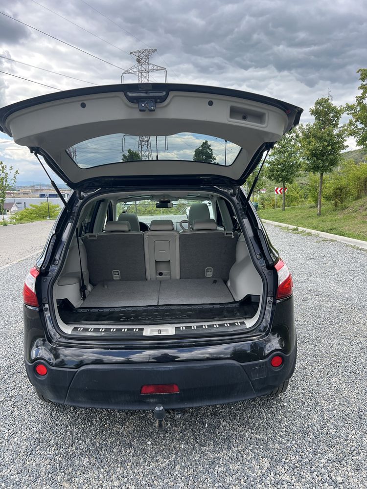 Nissan Qashqai +2 , 2.0 dci 150 cp