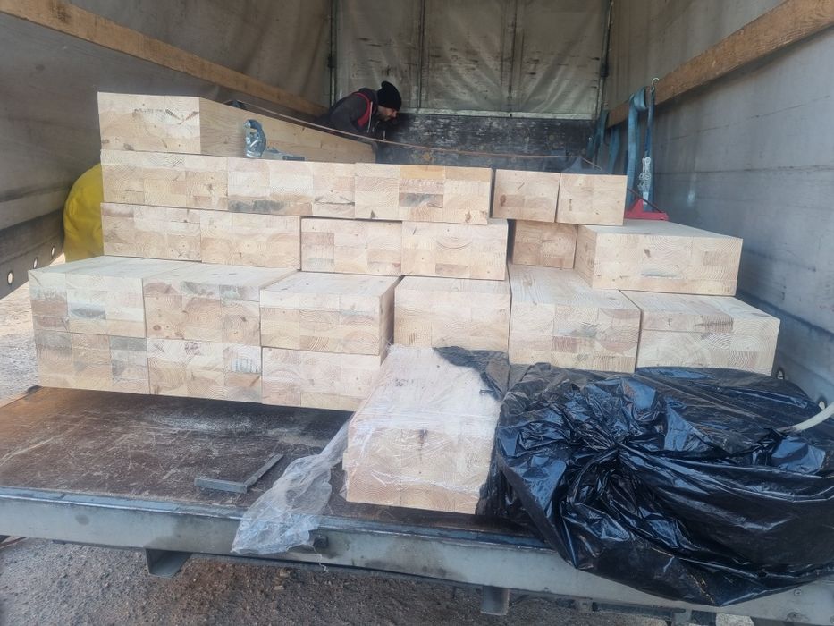 Grinzi lamelare din pin sau molid