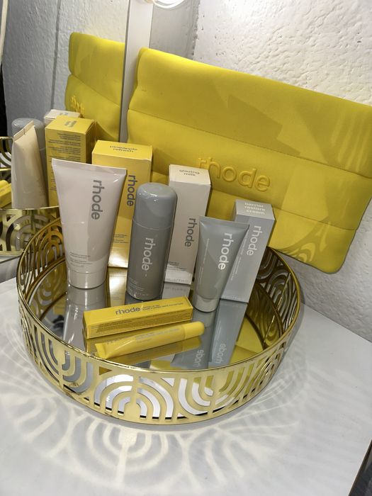 Продукти на Rhode нови и оригинални