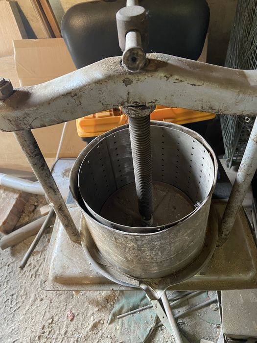 Пресс механический бытовой