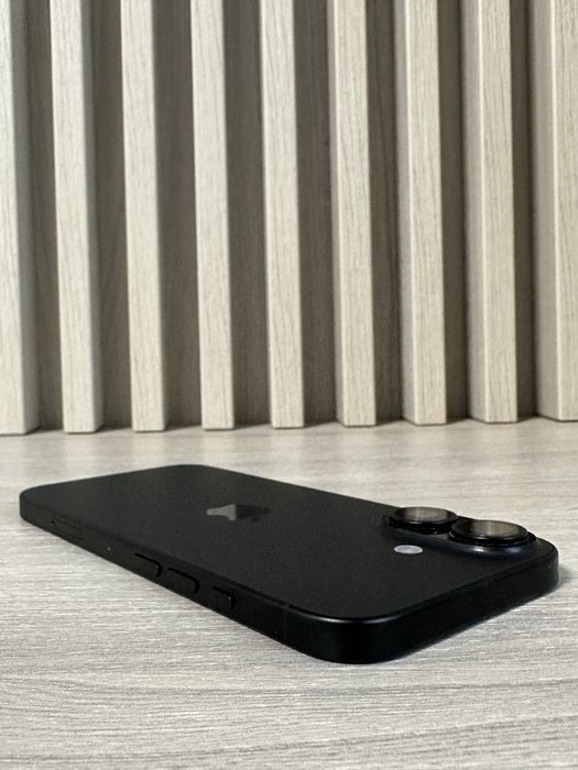 iPhone 16,Black,absolut ca NOU,256GB,Neverlocked,GARANTIE!