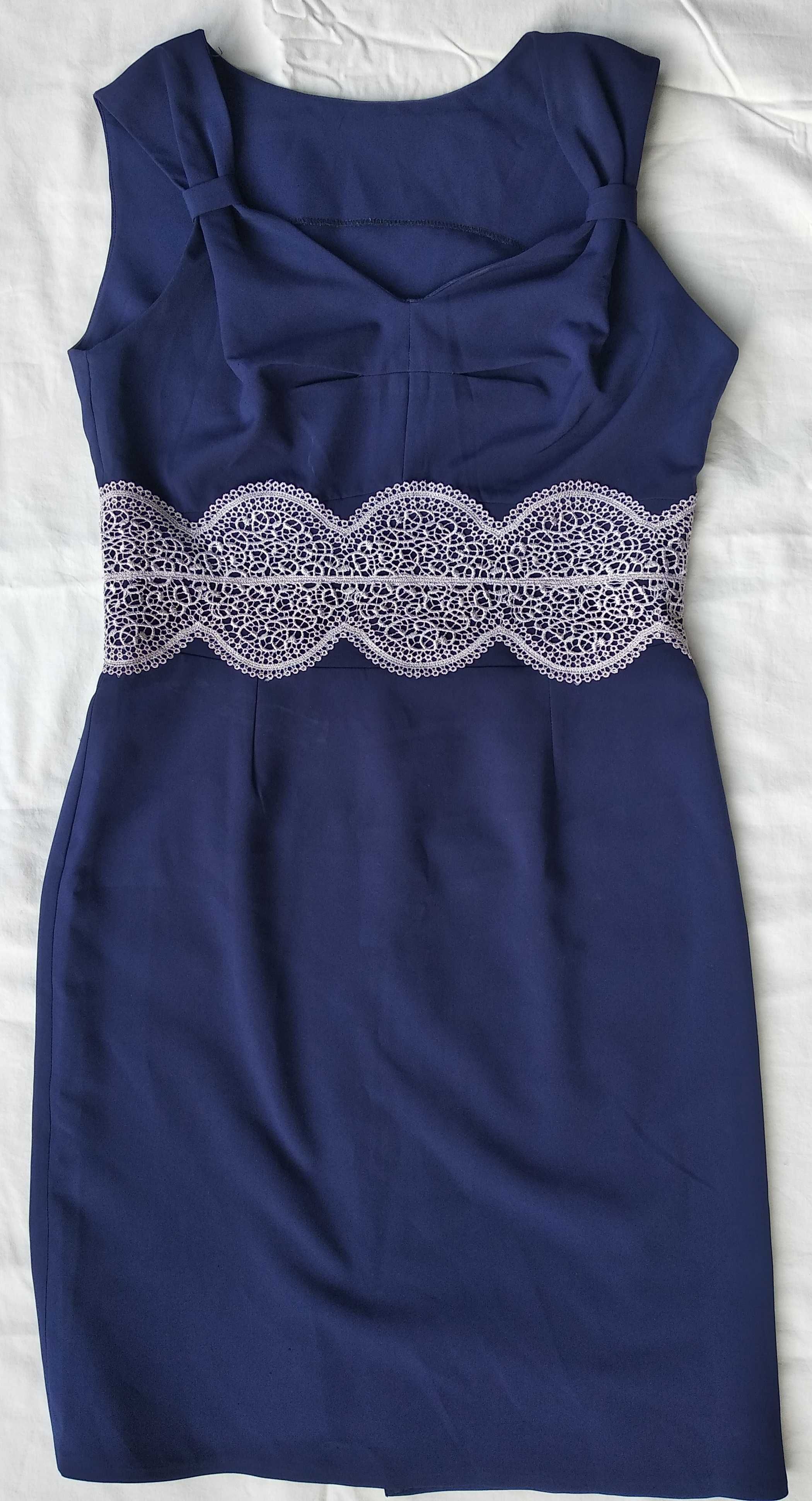 Платье синее с кружевным серым поясом для подростка, р-р 44-46