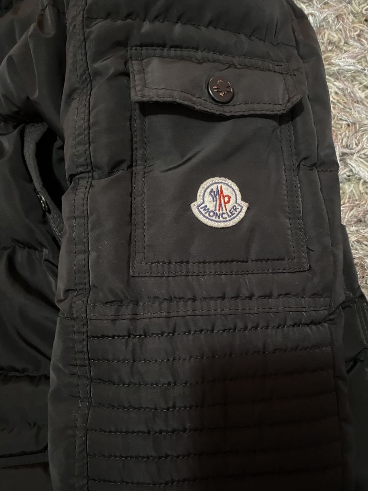 geaca moncler barbati