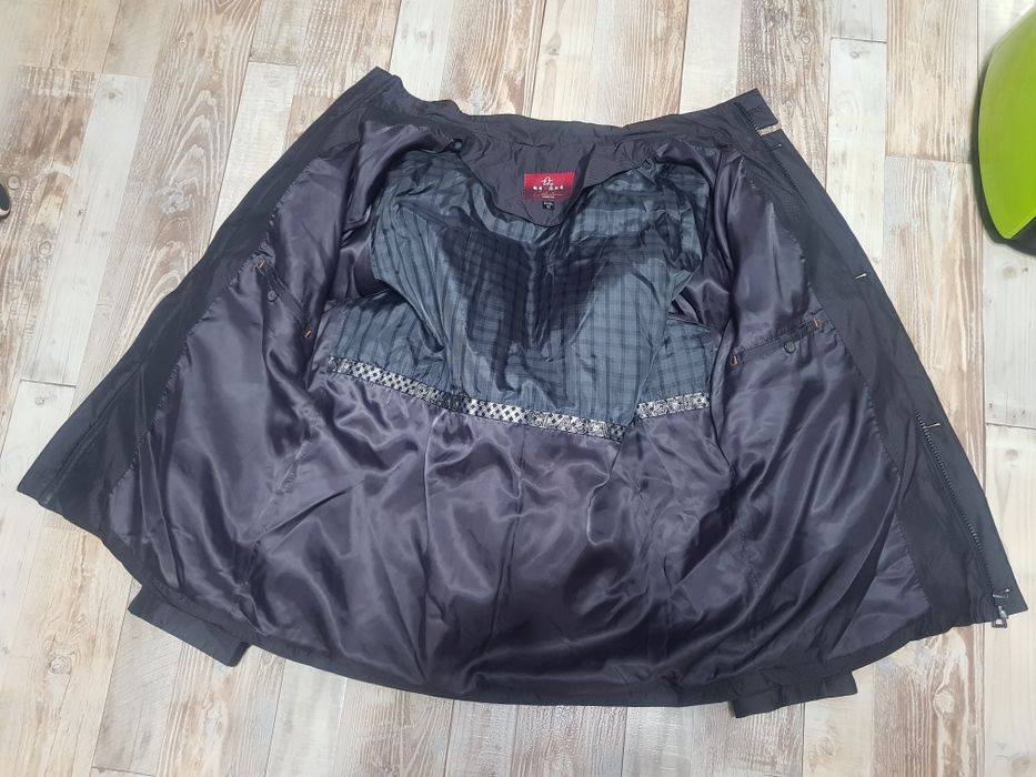 Продаются мужские куртки